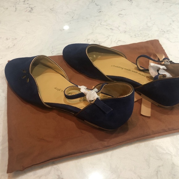 Brand New pair of Suede Charlie Stone Flats - Picture 2 of 4